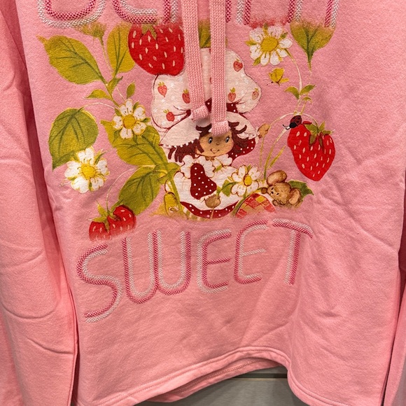Strawberry shortcake hoodie - Picture 3 of 4